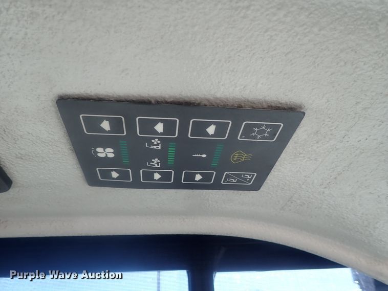 image for item DE0828 2006 Optima LFB-34  coach bus