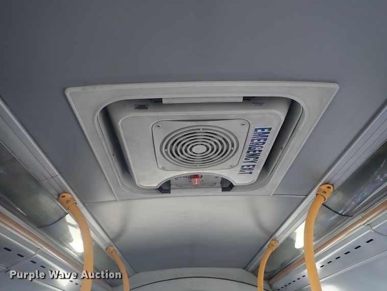 image for item DE0828 2006 Optima LFB-34  coach bus