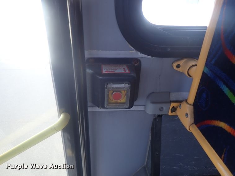 image for item DE0828 2006 Optima LFB-34  coach bus