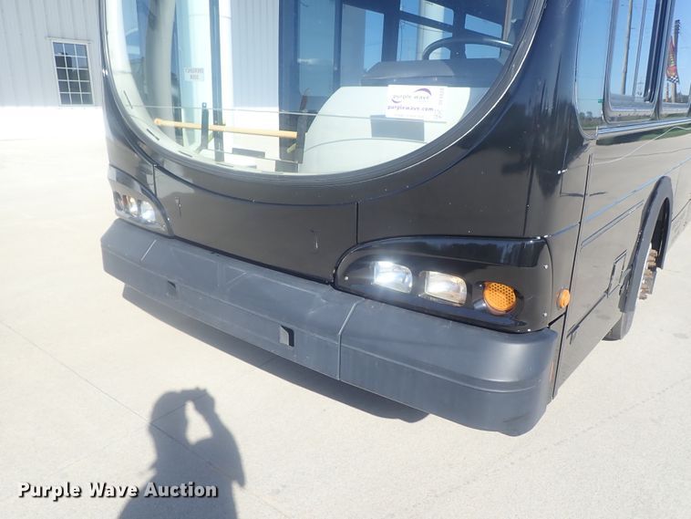 image for item DE0828 2006 Optima LFB-34  coach bus