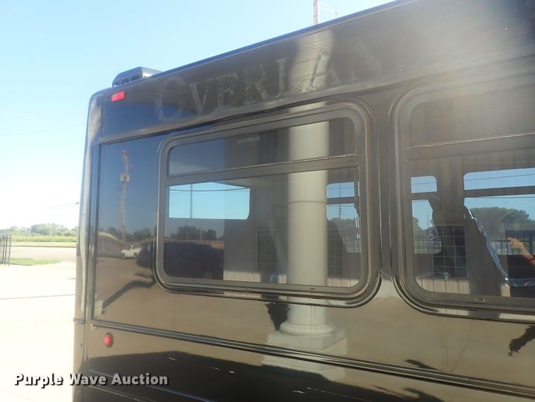 image for item DE0828 2006 Optima LFB-34  coach bus