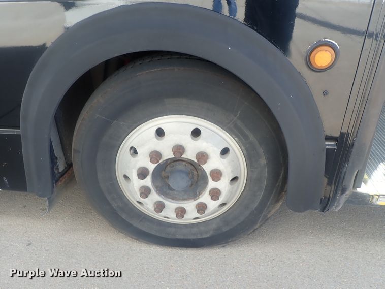 image for item DE0828 2006 Optima LFB-34  coach bus