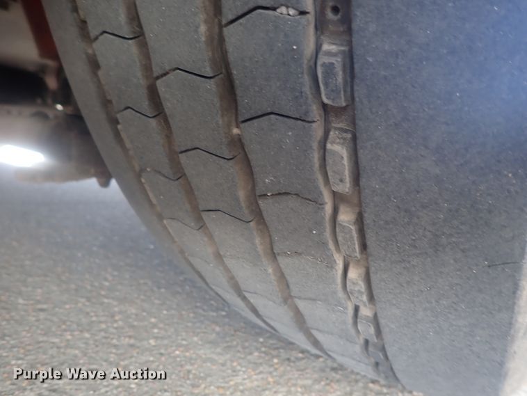 image for item DE0828 2006 Optima LFB-34  coach bus