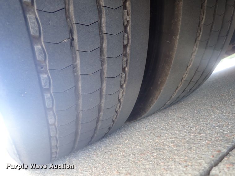 image for item DE0828 2006 Optima LFB-34  coach bus