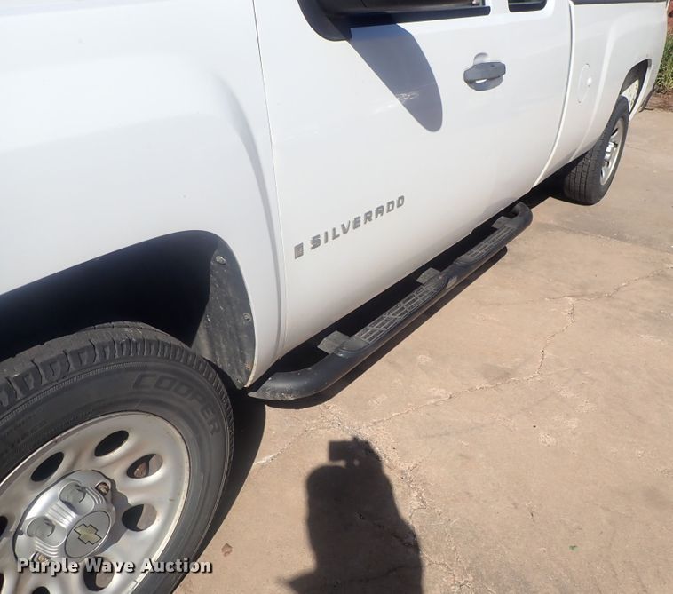 image for item DE0838 2009 Chevrolet Silverado 1500  Ext. Cab pickup truck