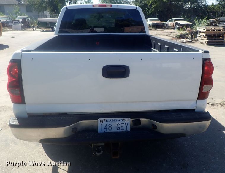 image for item DE0839 2006 Chevrolet Silverado 1500  Ext. Cab pickup truck