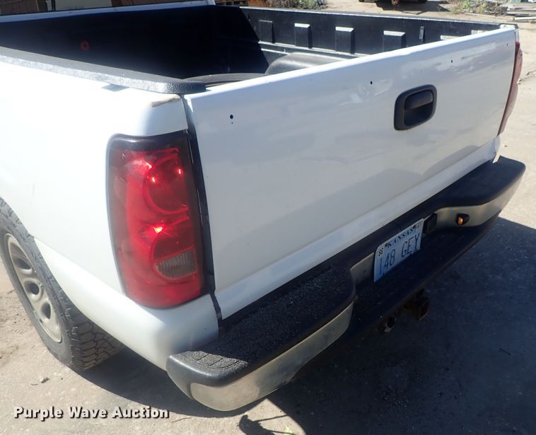 image for item DE0839 2006 Chevrolet Silverado 1500  Ext. Cab pickup truck
