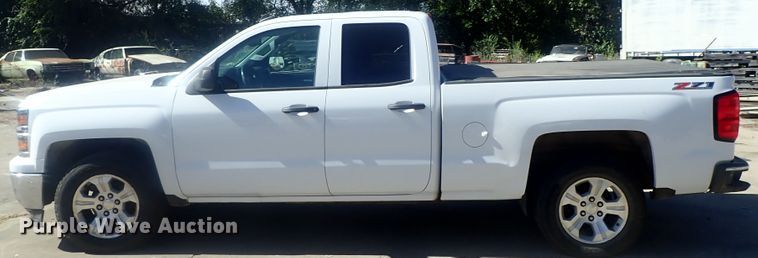 image for item DE0840 2014 Chevrolet Silverado 1500  Double Cab pickup truck