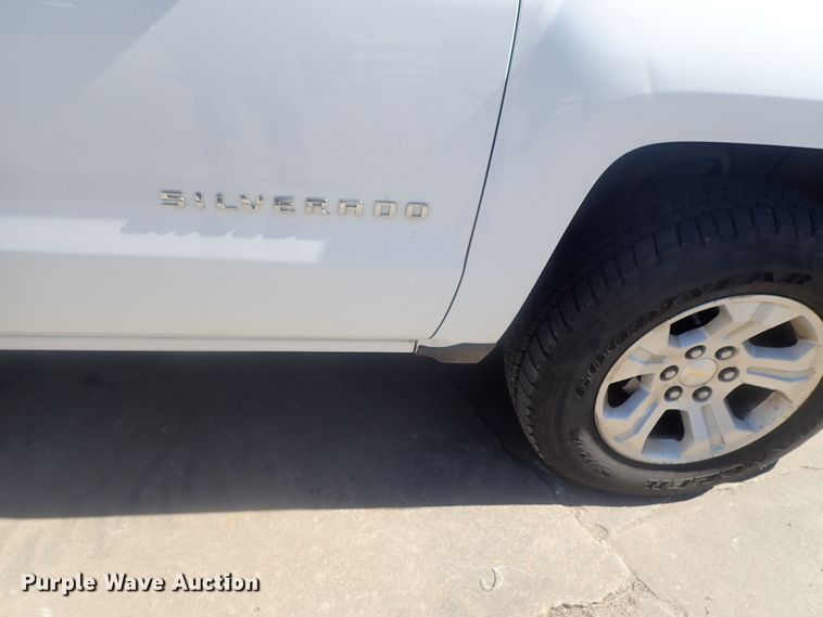 image for item DE0840 2014 Chevrolet Silverado 1500  Double Cab pickup truck