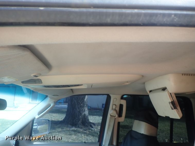 image for item DE0843 2003 Ford Expedition Eddie Bauer  SUV