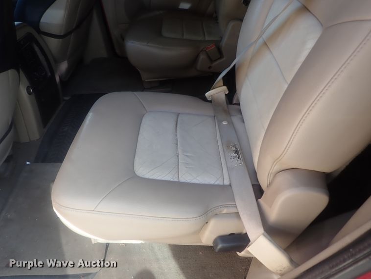 image for item DE0843 2003 Ford Expedition Eddie Bauer  SUV