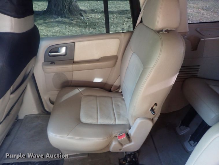 image for item DE0843 2003 Ford Expedition Eddie Bauer  SUV