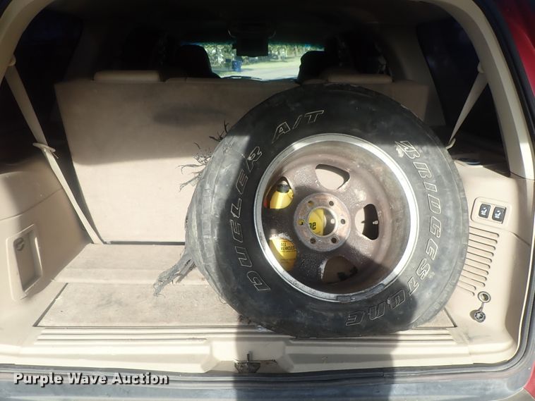 image for item DE0843 2003 Ford Expedition Eddie Bauer  SUV