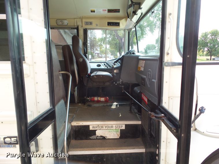 image for item DF0885 2012 International CE  school bus