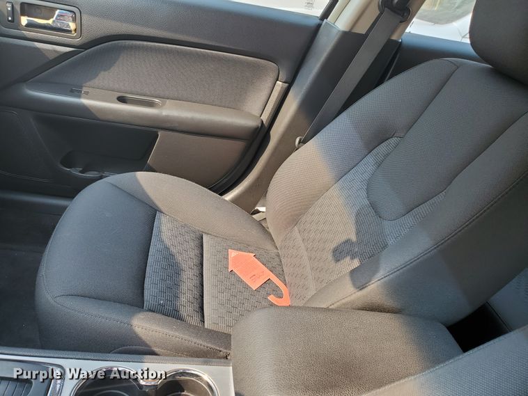 image for item DF5797 2010 Ford Fusion SE