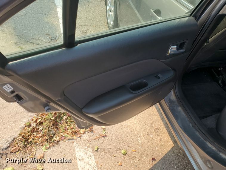 image for item DF5797 2010 Ford Fusion SE