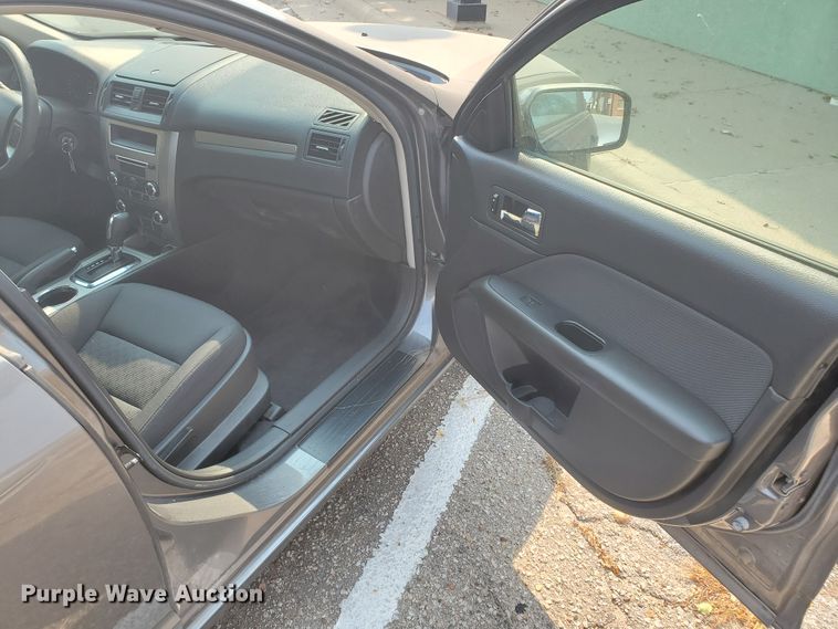 image for item DF5797 2010 Ford Fusion SE