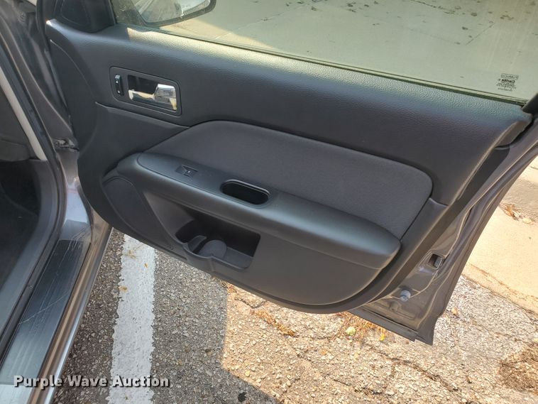 image for item DF5797 2010 Ford Fusion SE