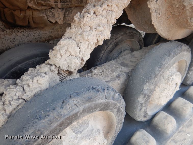 image for item DG4593 2004 Caterpillar 257B  tracked skid steer loader