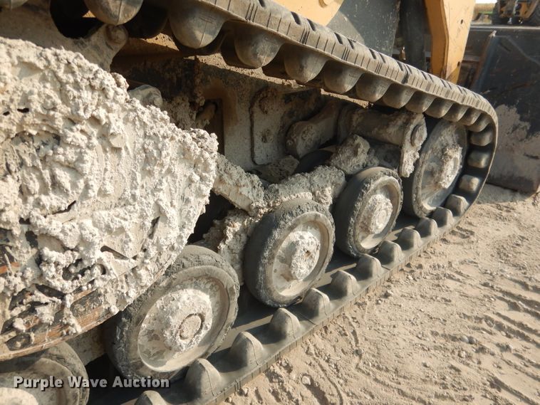 image for item DG4593 2004 Caterpillar 257B  tracked skid steer loader