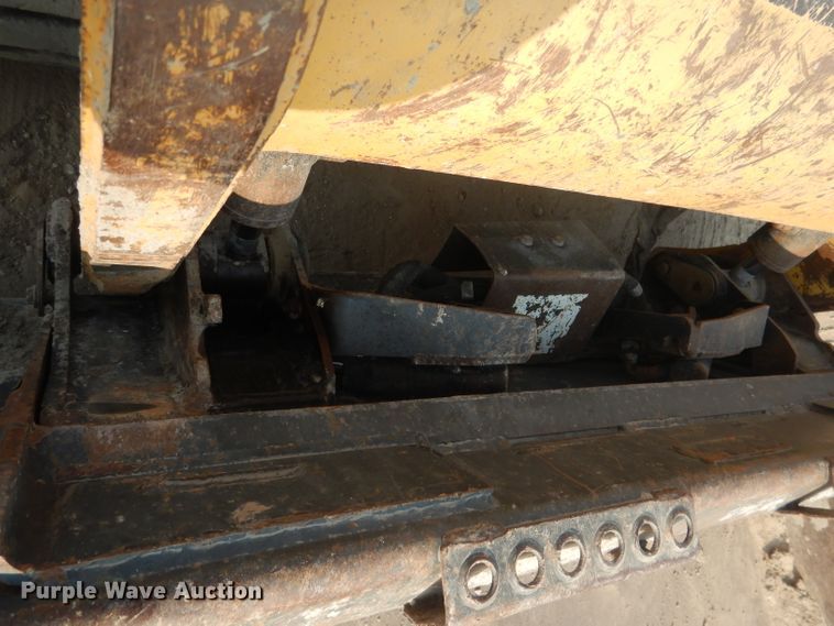 image for item DG4593 2004 Caterpillar 257B  tracked skid steer loader