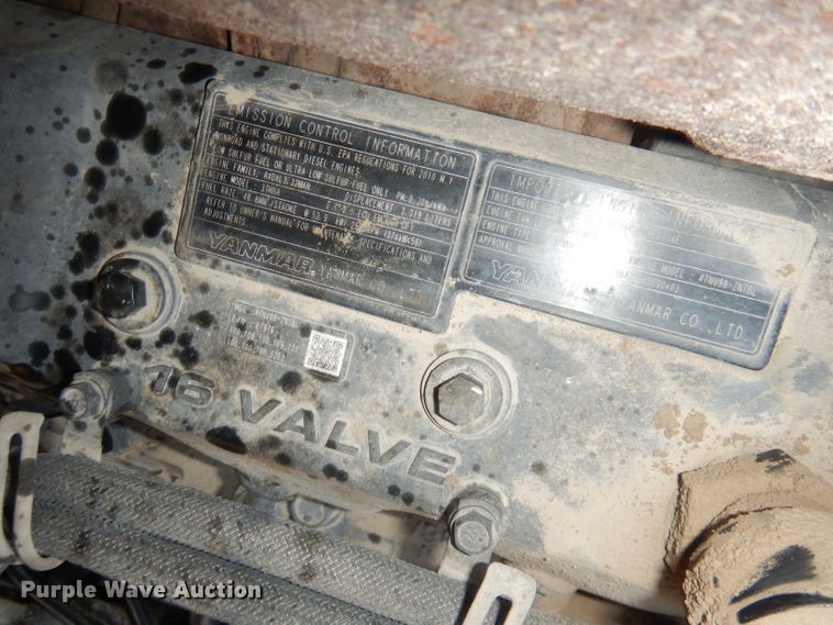 image for item DG4594 Gehl CTL65  tracked skid steer loader