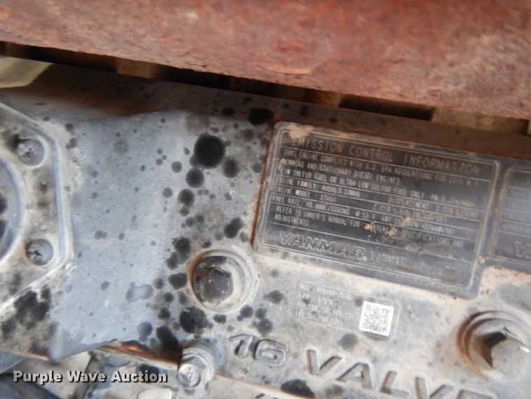 image for item DG4594 Gehl CTL65  tracked skid steer loader