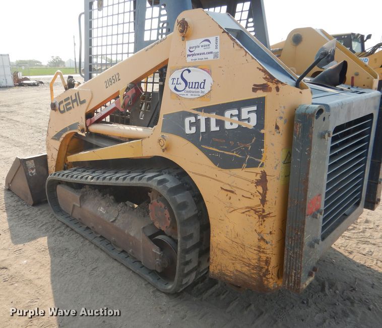 image for item DG4594 Gehl CTL65  tracked skid steer loader