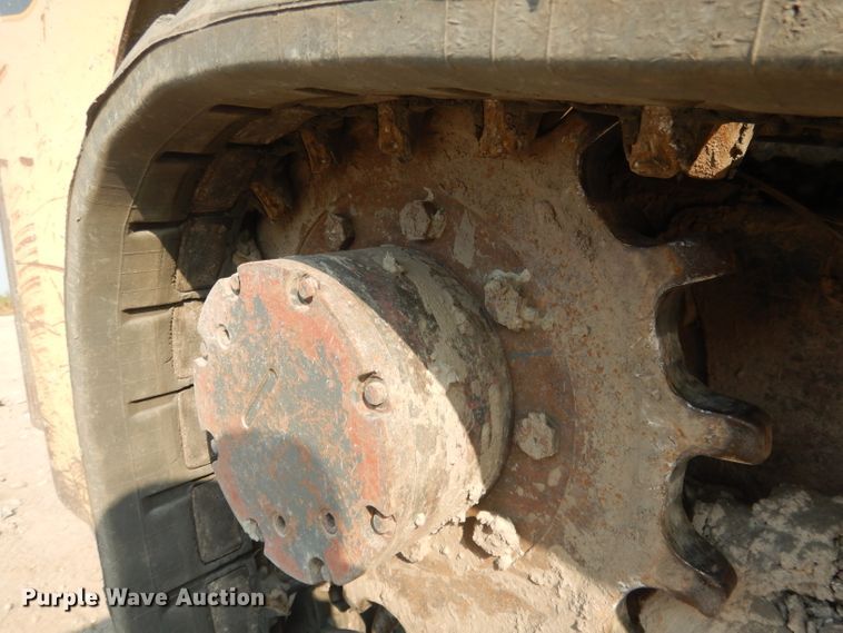 image for item DG4594 Gehl CTL65  tracked skid steer loader