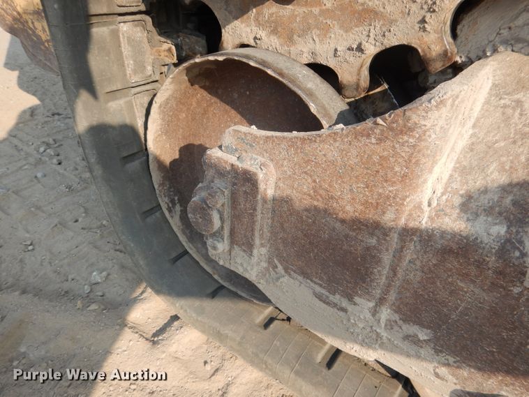 image for item DG4594 Gehl CTL65  tracked skid steer loader