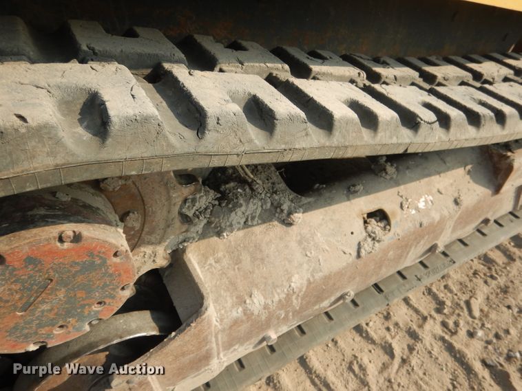 image for item DG4594 Gehl CTL65  tracked skid steer loader