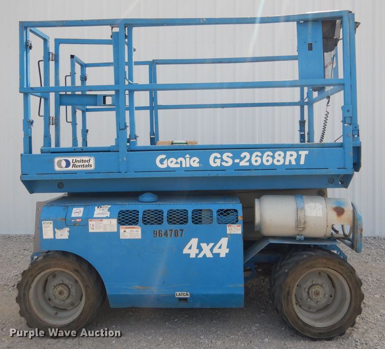 image for item DG4604 2007 Genie GS2668RT  scissor lift