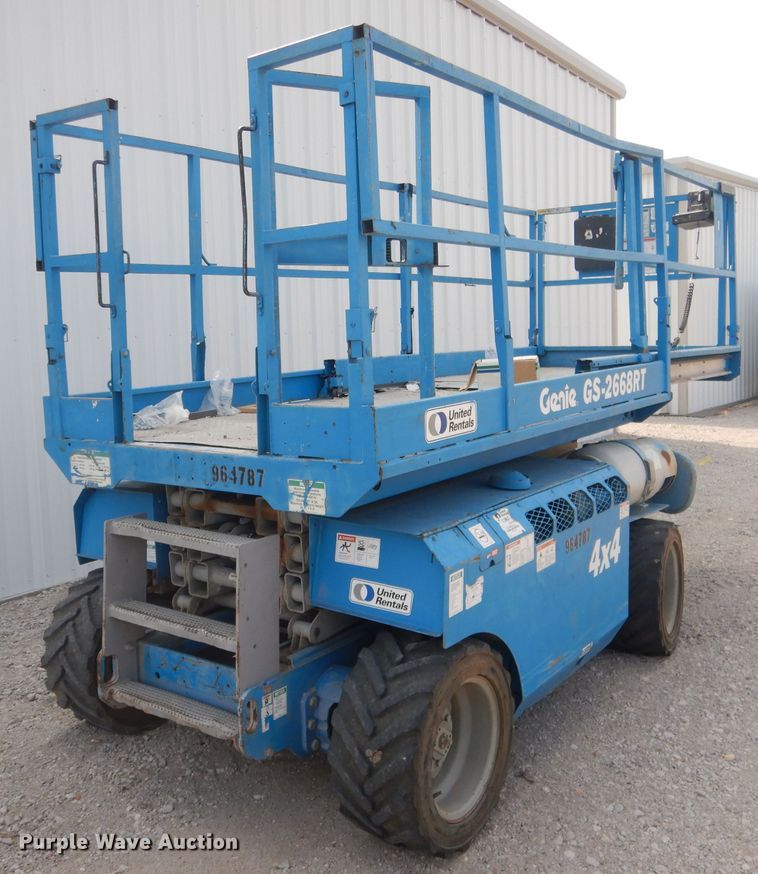 image for item DG4604 2007 Genie GS2668RT  scissor lift