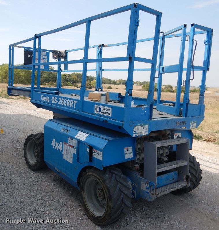 image for item DG4604 2007 Genie GS2668RT  scissor lift
