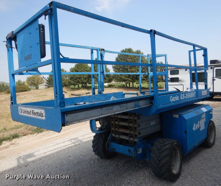 image for item DG4604 2007 Genie GS2668RT  scissor lift