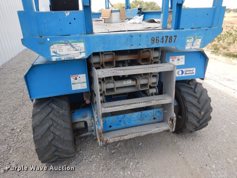 image for item DG4604 2007 Genie GS2668RT  scissor lift