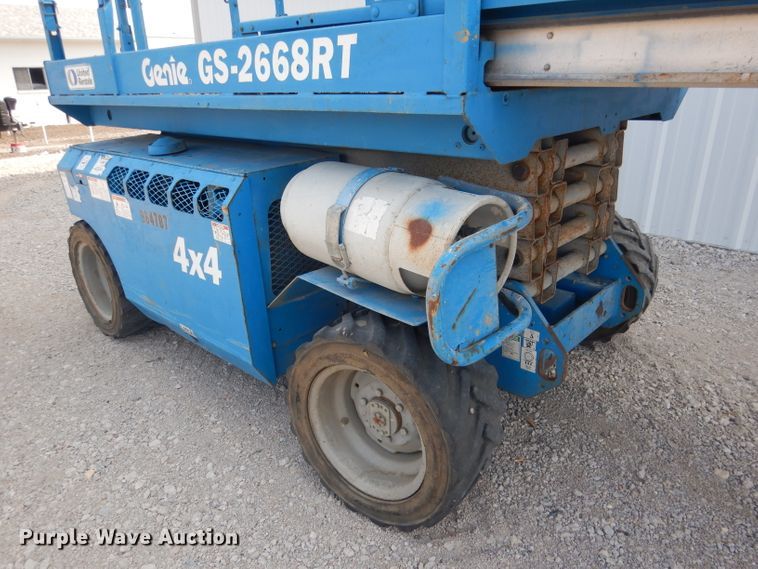 image for item DG4604 2007 Genie GS2668RT  scissor lift