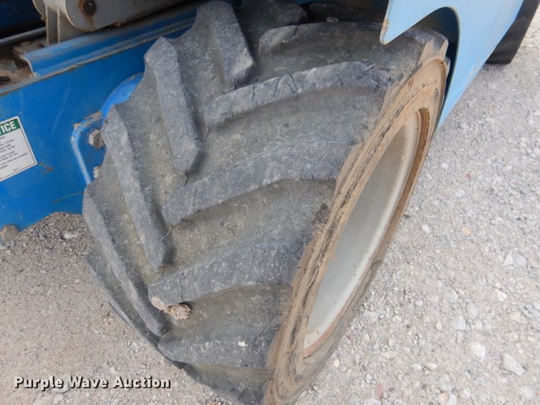 image for item DG4604 2007 Genie GS2668RT  scissor lift