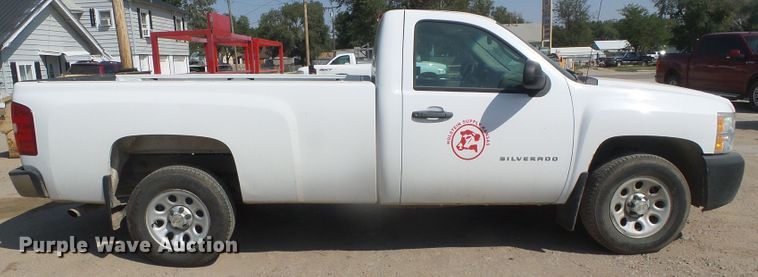 image for item DG8267 2013 Chevrolet Silverado 1500  pickup truck