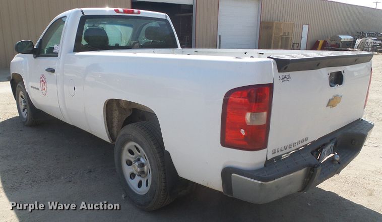 image for item DG8267 2013 Chevrolet Silverado 1500  pickup truck