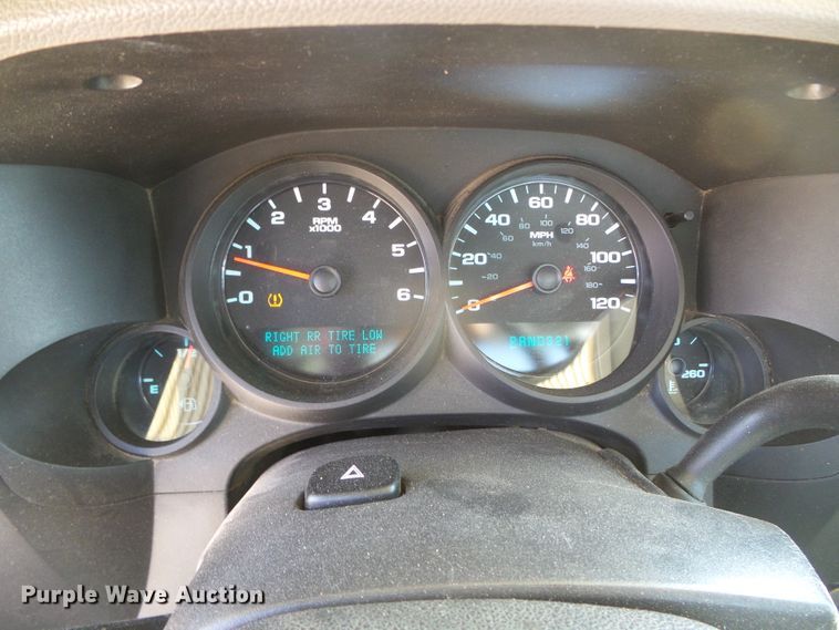 image for item DG8267 2013 Chevrolet Silverado 1500  pickup truck