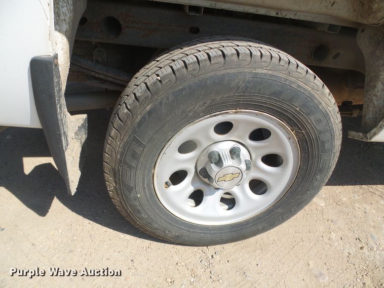 image for item DG8267 2013 Chevrolet Silverado 1500  pickup truck