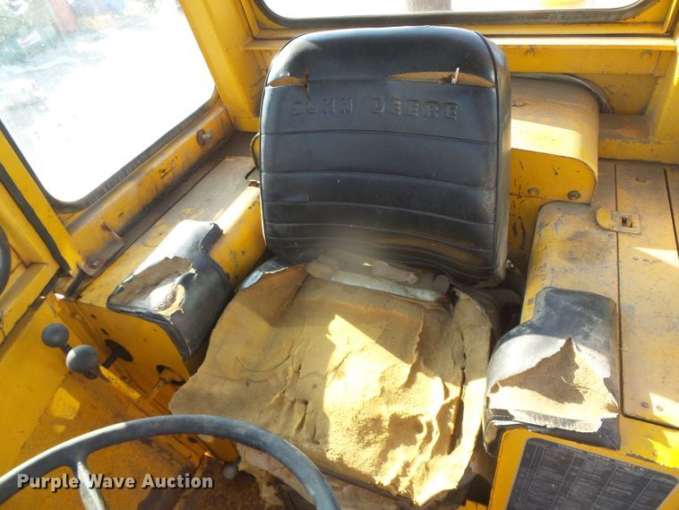 image for item DG8306 1976 John Deere 544B  wheel loader