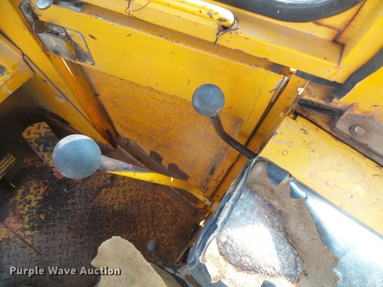 image for item DG8306 1976 John Deere 544B  wheel loader