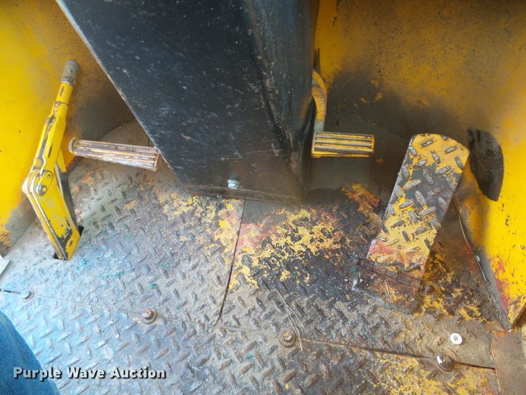 image for item DG8306 1976 John Deere 544B  wheel loader