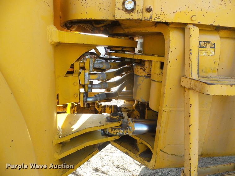 image for item DG8306 1976 John Deere 544B  wheel loader