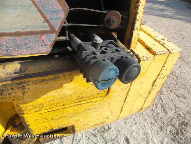 image for item DG8306 1976 John Deere 544B  wheel loader