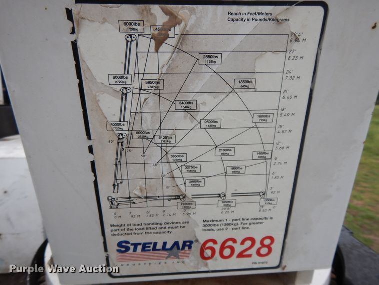 image for item DH0005 2009 Peterbilt 325  service truck with crane