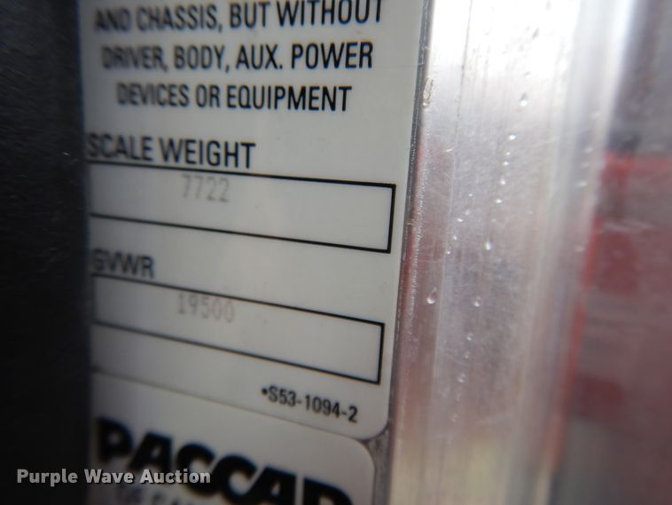 image for item DH0005 2009 Peterbilt 325  service truck with crane