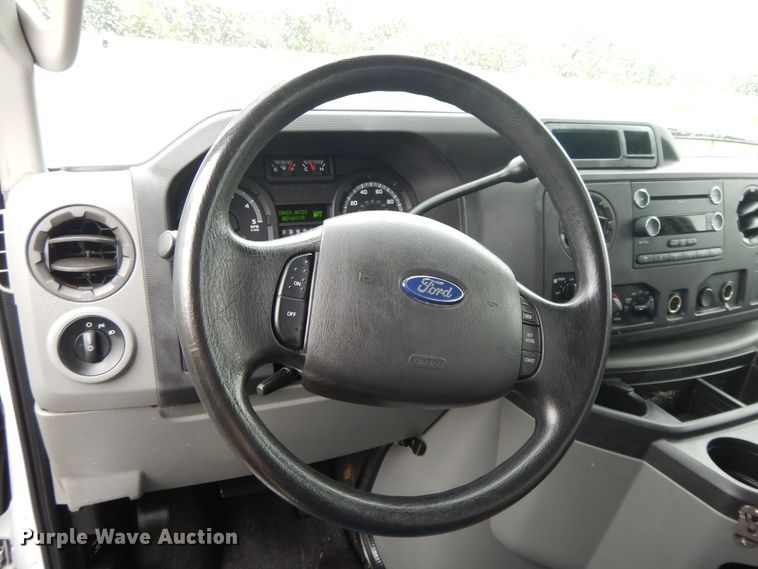 image for item DH0009 Ford E450  shuttle bus